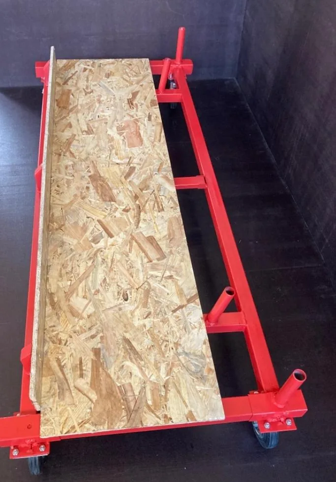 Cărucior transport materiale EGEA — placă OSB vertical