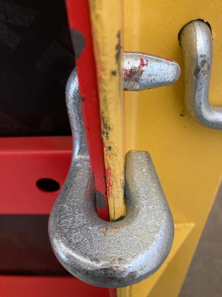 Cofraje metalice EGEA — prindere cleme
