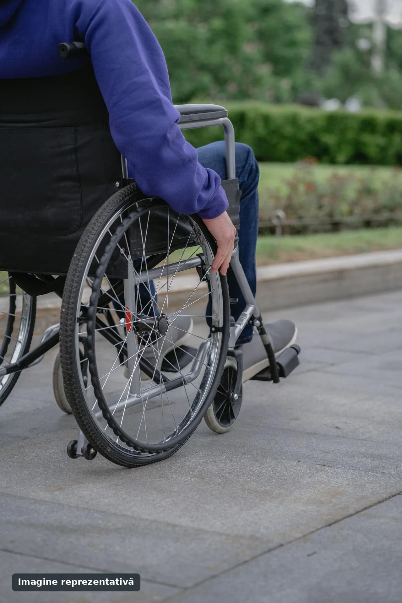 Rampe persoane cu dizabilități EGEA — scaun rulant acces