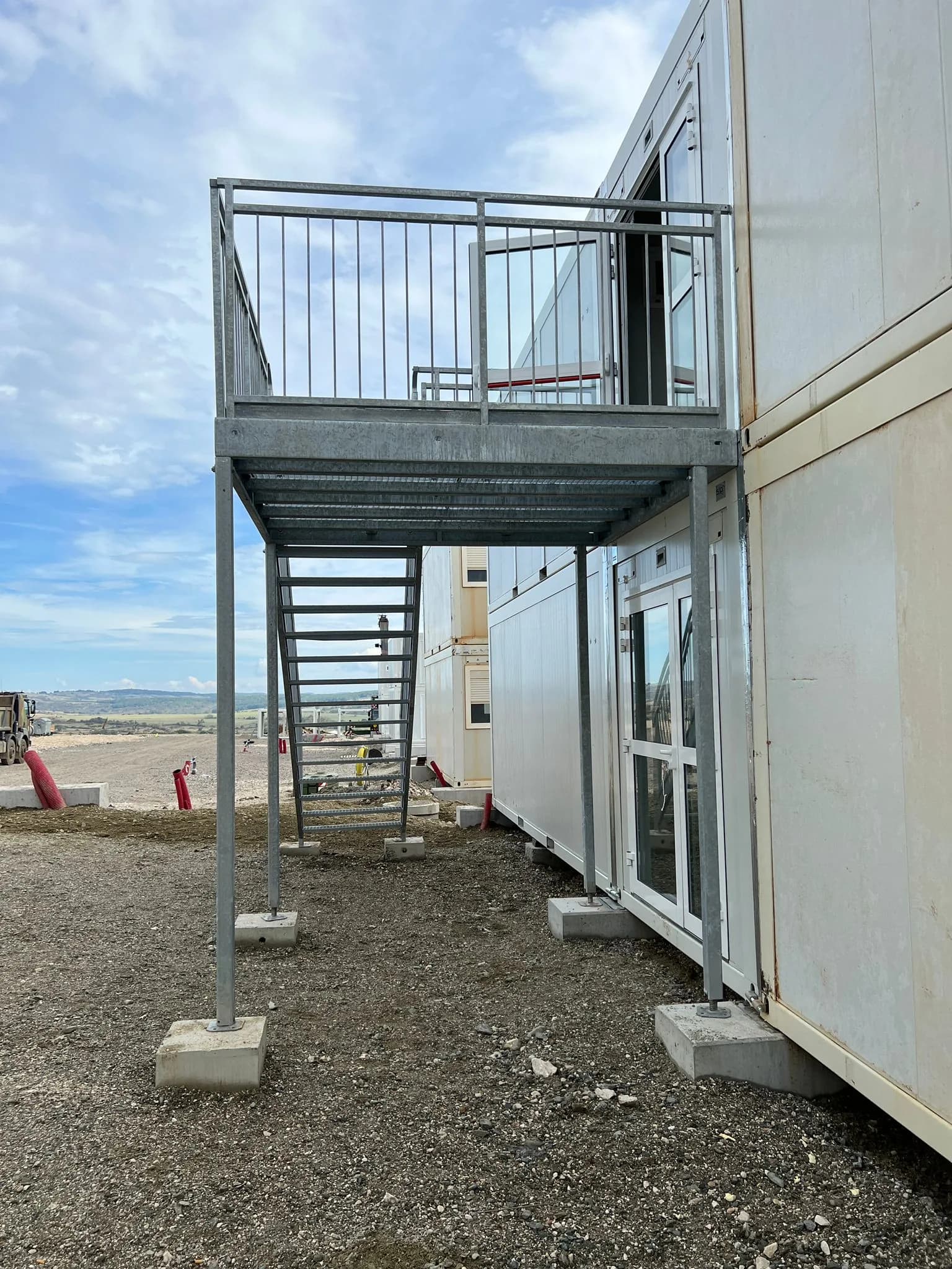 Scară modulară container EGEA — alb