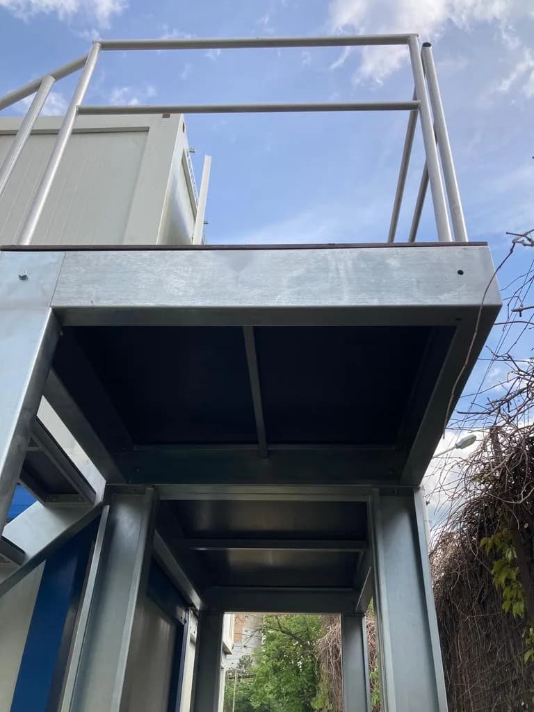 Scară modulară container EGEA — metalică zincată
