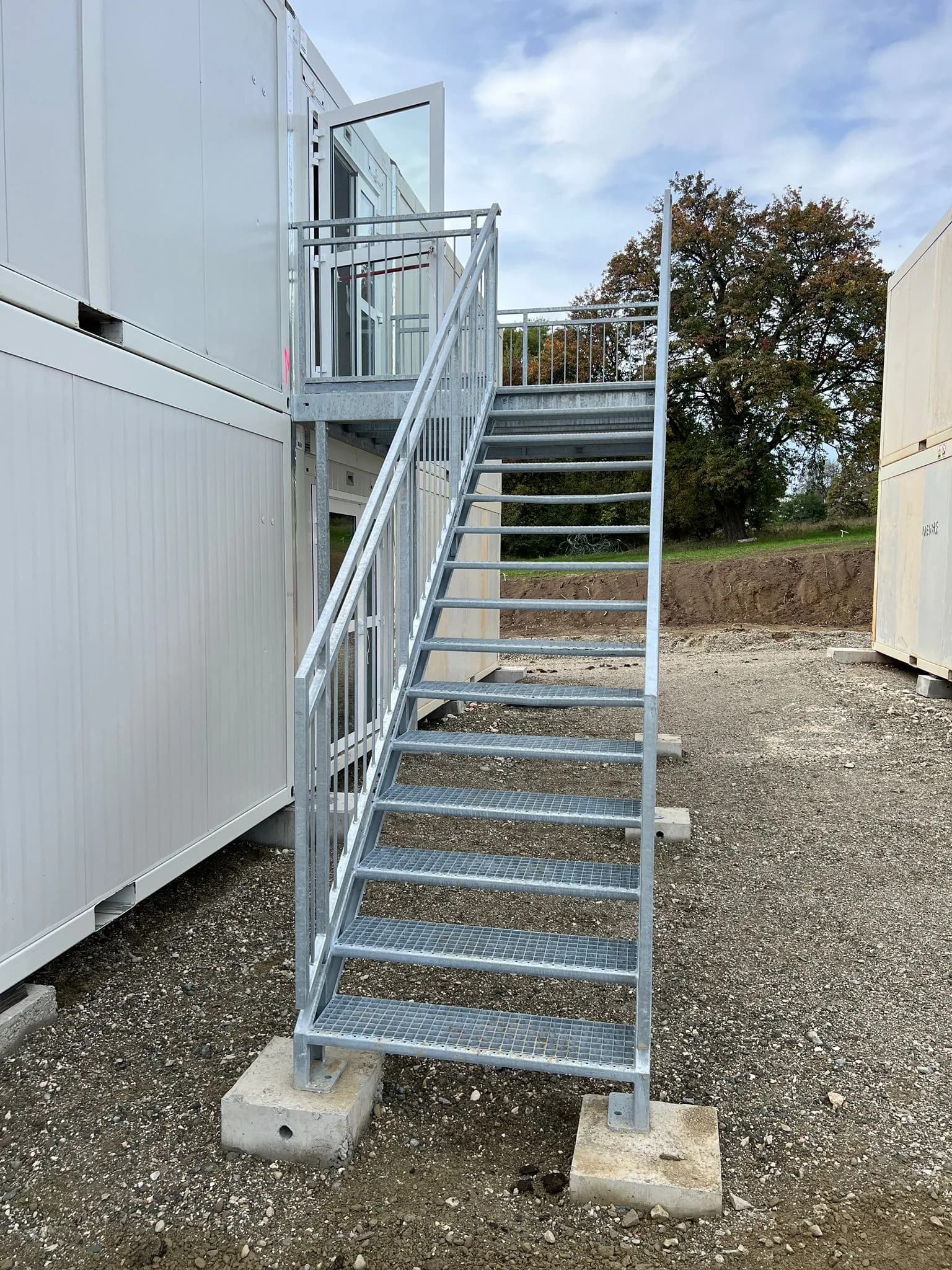 Scară modulară container EGEA — trepte