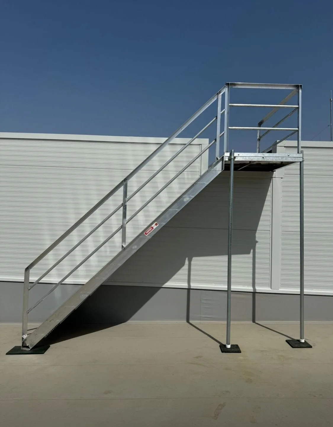 Scări cu platforme tehnice EGEA — scară platformă tehnică scară trepte